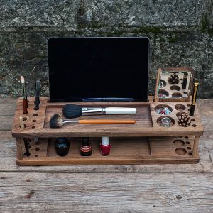 Деревянная подставка для косметики "Макияж"