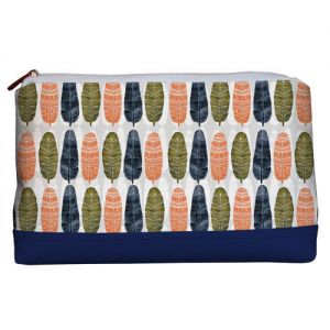 Дорожная косметичка "Перышки"