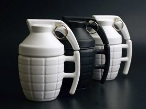 Чашка "Граната" (белый цвет)