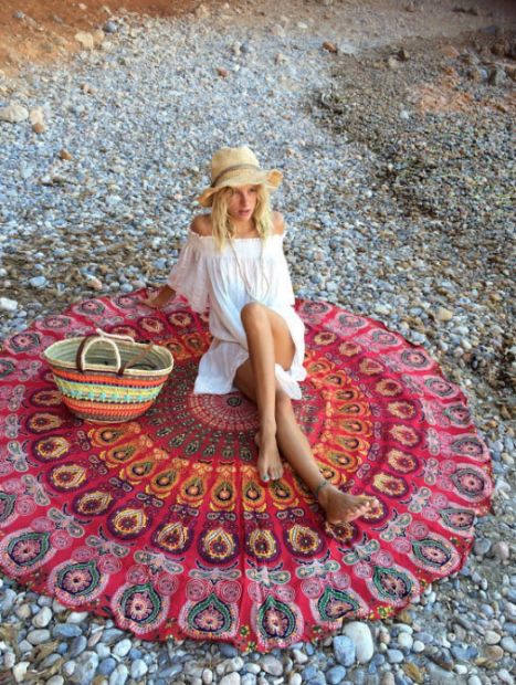 Коврик для отдыха "Мандала красная"