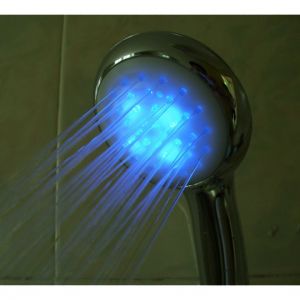 Душ с подсветкой