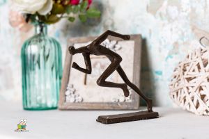 Статуэтка "Бегун" (авторская работа)