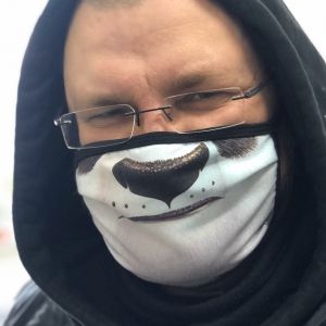 Прикольная защитная маска " Панда"