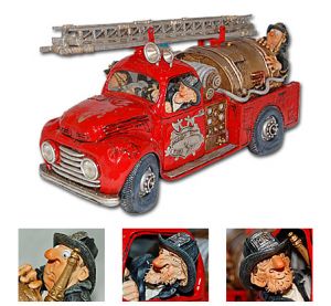 Фигурка-комикс Гиллермо Форчино "Пожарная машина"