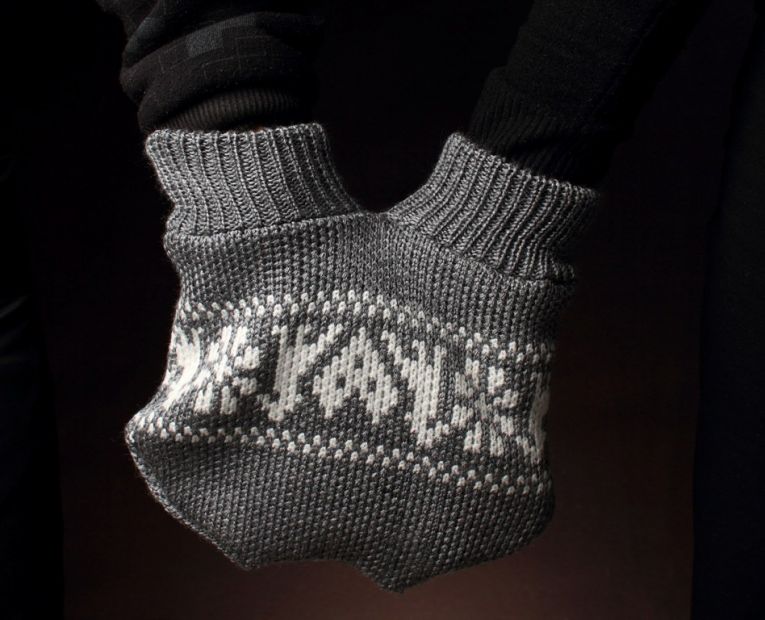 Варежки для двоих (ручная работа), серые