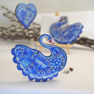 Украинский декор-сувенир с Петриковской росписью "Лебедь" лазурный