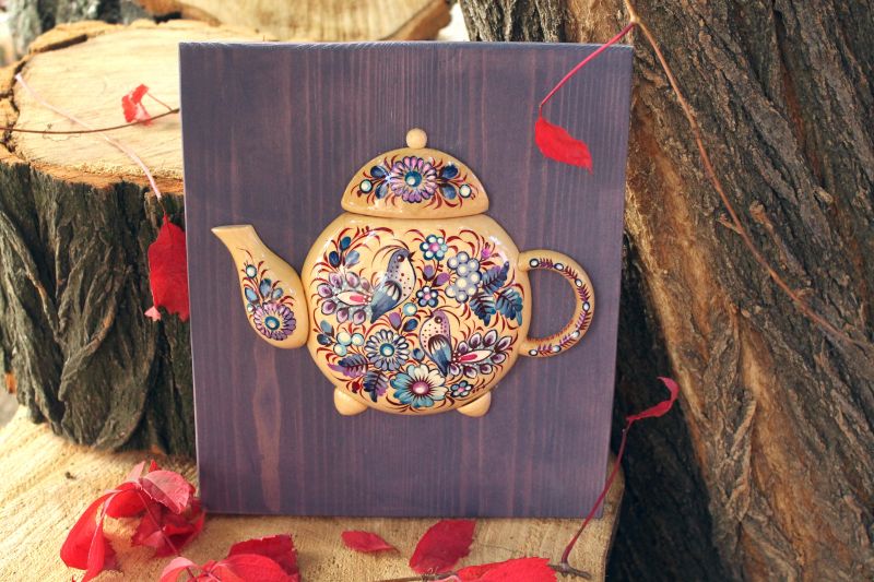  Настенное украшение для кухни или столовой "Чайник" с художественной росписью (01)