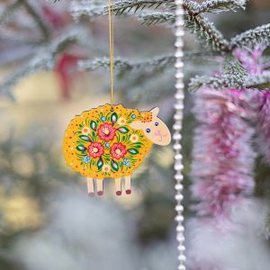 Елочная игрушка с Петриковской росписью Овечка "Мимоза" 