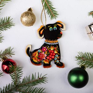 Елочная игрушка с Петриковской росписью "Собачка", цветочки на черном