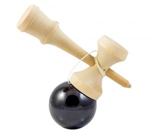 Японская игрушка Кендама в черном цветe