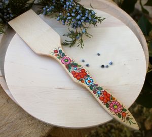 Лопатка кухонная с Петриковской росписью, калина на дереве