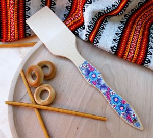 Лопатка кухонная с Петриковской росписью, голубые васильки