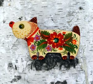 Магнитик на холодильник с Петриковской росписью "Песик" цветок вишни