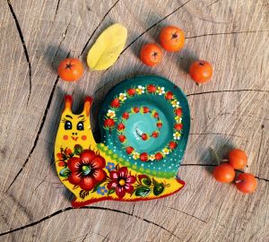 Магнитик на холодильник с Петриковской росписью "Улитка" (02)