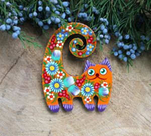 Елочная игрушка с Петриковской росписью "Кот", полевые цветы