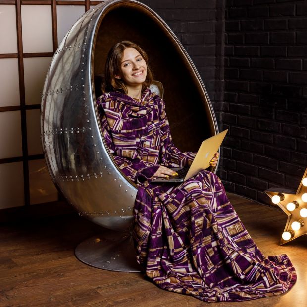 Плед с рукавами "Вечерний Бастардо"