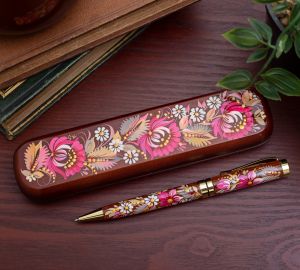 Сувенирный подарочный набор ручной работы - ручка и пенал с Петриковской росписью "Розовый цветок"