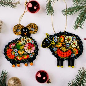 Набор елочных игрушек с Петриковской росписью, "Овечка с Баранчиком" клубничные