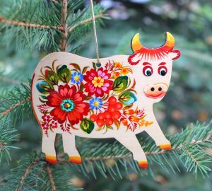 Елочная игрушка с Петриковской росписью "Бычок", аленький цветочек