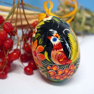 Писанка. Деревянное пасхальное яйцо с Петриковской росписью (05)